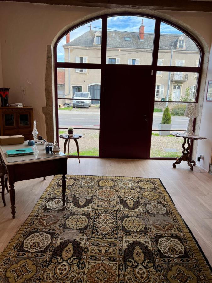 L'ESCALE Chambres et table d'hôtes Verdun-sur-le-Doubs Extérieur photo