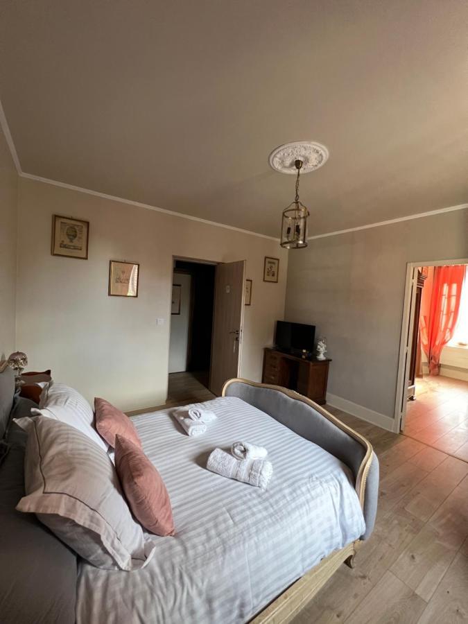 L'ESCALE Chambres et table d'hôtes Verdun-sur-le-Doubs Extérieur photo